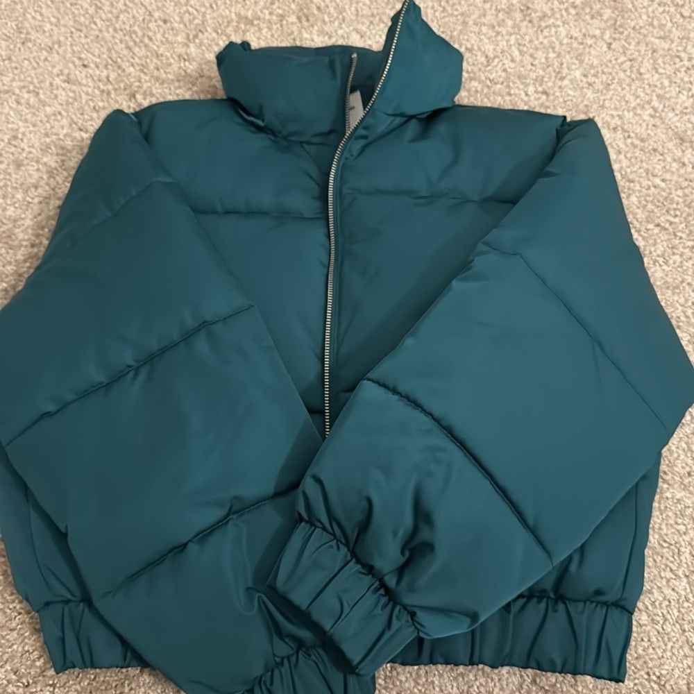 Dark Green Cropped Hooded Puffer Jacket